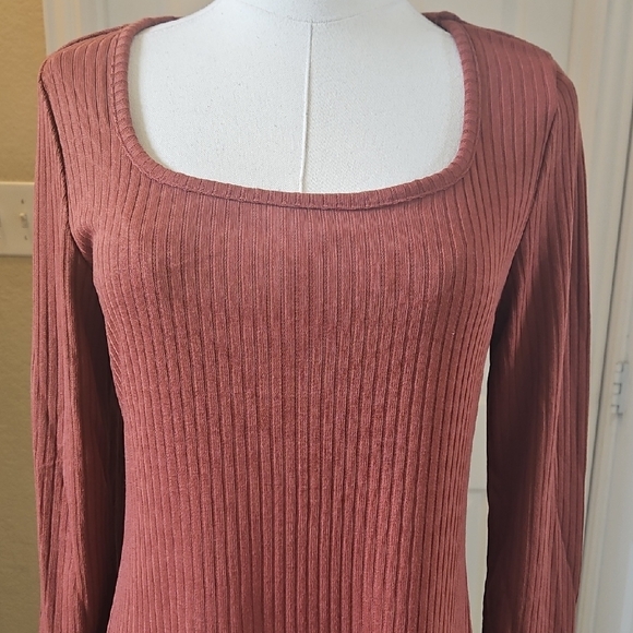 Old Navy Fit & Flare Rib-Knit Long-Sleeve Mini Dress in Copper Sizes XSP,S,M,L - Picture 3 of 9